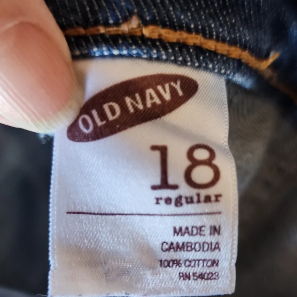 Old Navy Trendy Blue Denim Mini Skirt sz 18 - Picture 3 of 6